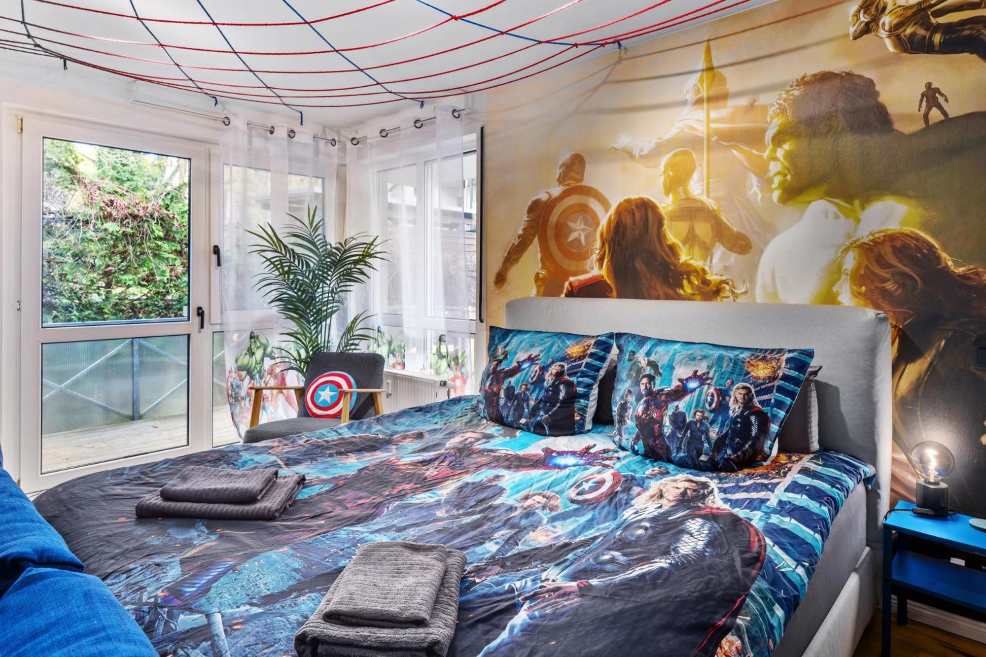 Edler Wohnraum Disney Marvel Studio Mit Balkon, Boxspringbett, Kaffeevollautomat, Lift & Parkplatz Chemnitz Dış mekan fotoğraf